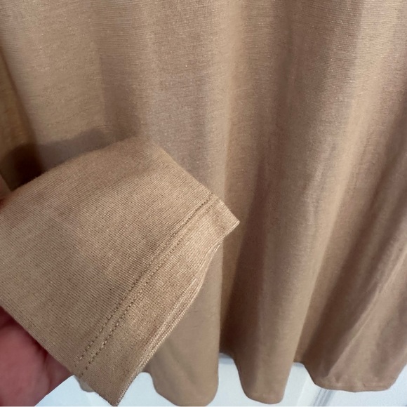 J. McLaughlin Norah Metallic Turtleneck in Gold, Size Large - Picture 7 of 10